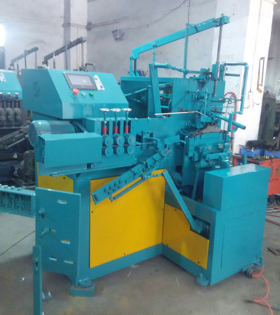     全自動(dòng)衣架焊勾成型一體機(jī)    